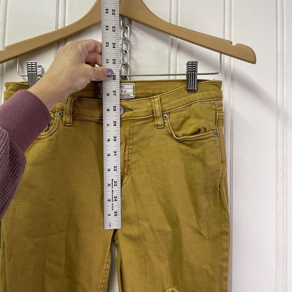 Free People Great Heights Women's Frayed Skinny Jeans SIZE 26‎ Boho Mustard Gold - Picture 6 of 8